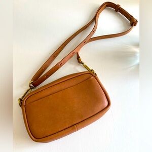 Madewell small carabiner crossbody bag